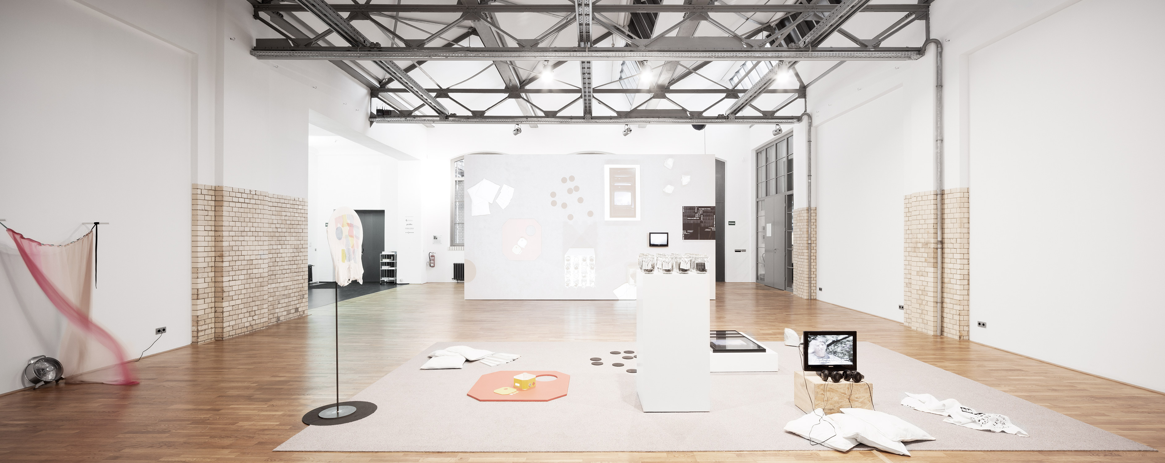 A SPACE IS A SPACE IS A SPACE D A Z — Deutsches Architektur Zentrum